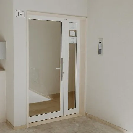 Rainbow Relax By Monholiday *